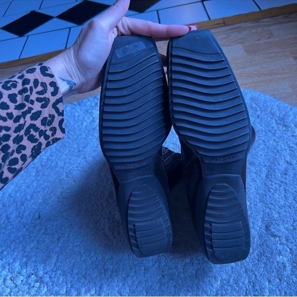 Stylish Black Women's Shoes